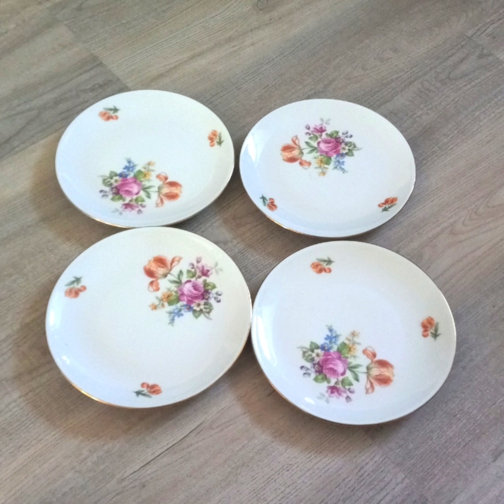 4 Kahla dessert plates